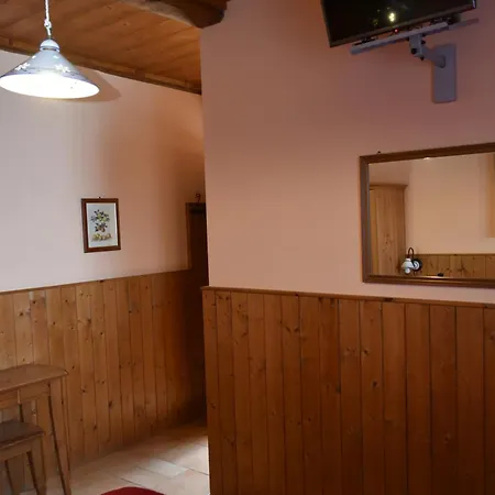 Alloggio per agriturismo Le Ginestre *
