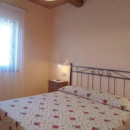 Alloggio per agriturismo Le Ginestre Capodimonte